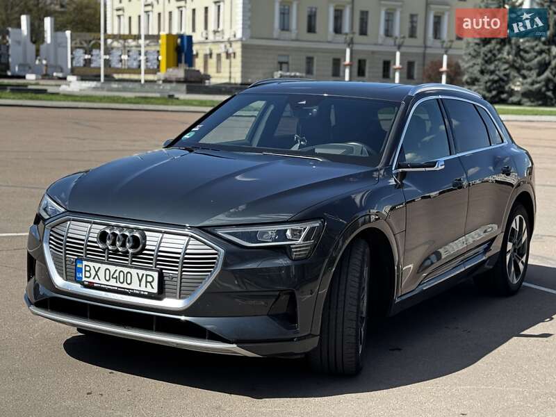 Audi e-tron 2019