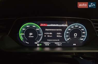 Внедорожник / Кроссовер Audi e-tron 2020 в 