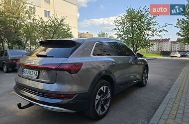 Внедорожник / Кроссовер Audi e-tron 2020 в 