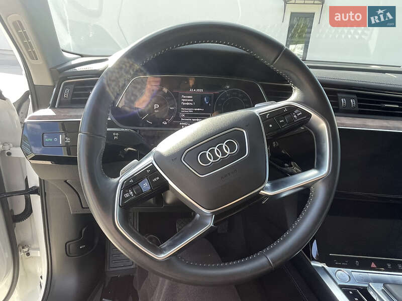 Внедорожник / Кроссовер Audi e-tron 2019 в Луцке