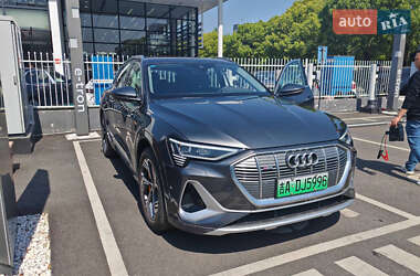 Audi e-tron 2023