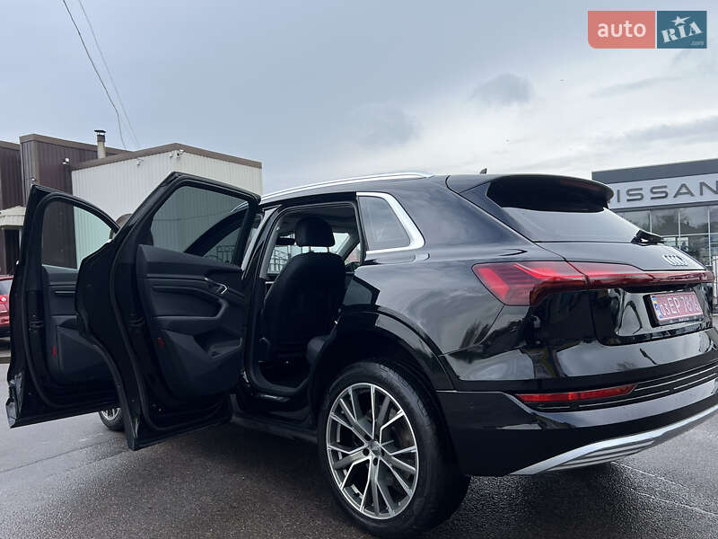 Audi e-tron 2020
