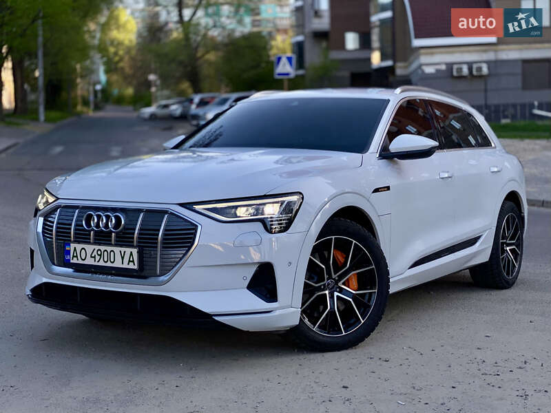 Позашляховик / Кросовер Audi e-tron 2020 в Дніпрі