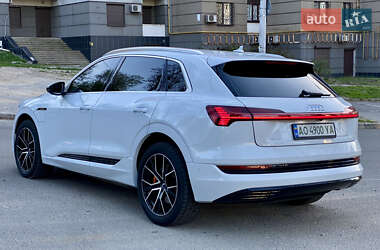 Внедорожник / Кроссовер Audi e-tron 2020 в 