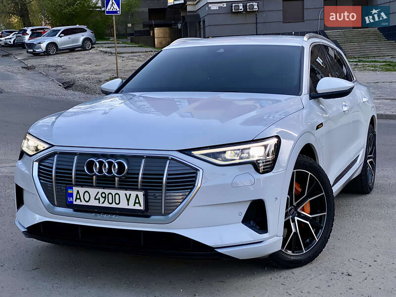 Позашляховик / Кросовер Audi e-tron 2020 в Дніпрі