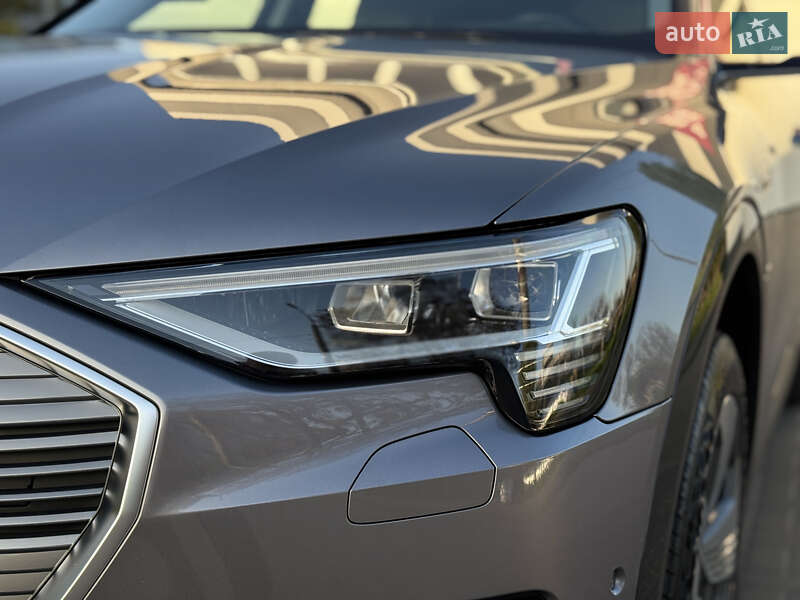 Внедорожник / Кроссовер Audi e-tron 2020 в Черкассах фото 10 Внедорожник / Кроссовер Audi e-tron 2020 в Черкассах