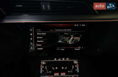 Внедорожник / Кроссовер Audi e-tron 2020 в 