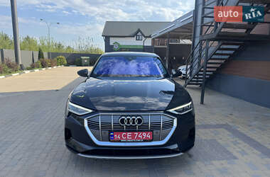 Внедорожник / Кроссовер Audi e-tron 2019 в 