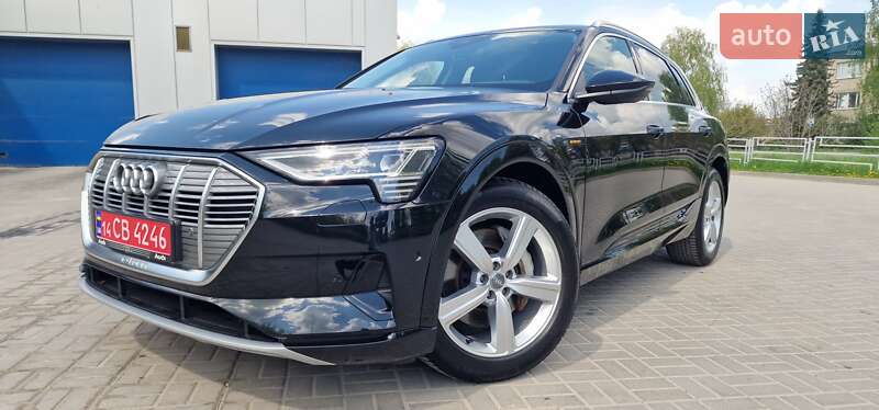 Audi e-tron 2021