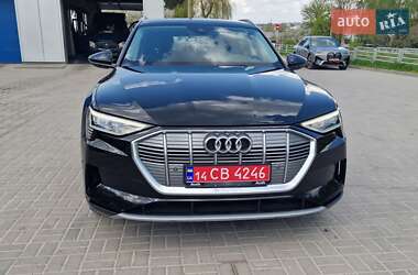 Внедорожник / Кроссовер Audi e-tron 2021 в 