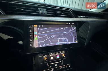 Внедорожник / Кроссовер Audi e-tron 2019 в 