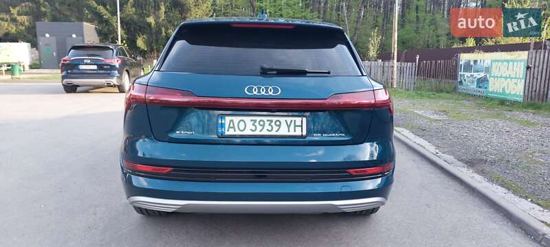 Внедорожник / Кроссовер Audi e-tron 2019 в Тячеве