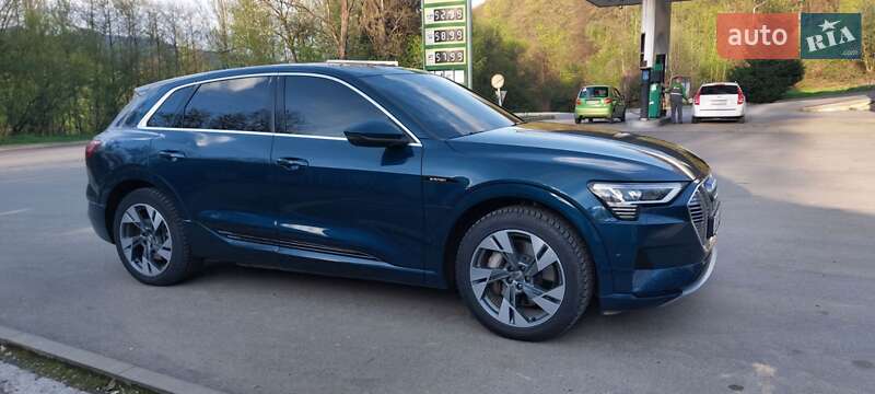 Внедорожник / Кроссовер Audi e-tron 2019 в Тячеве