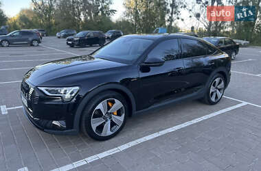 Позашляховик / Кросовер Audi e-tron 2020 в 