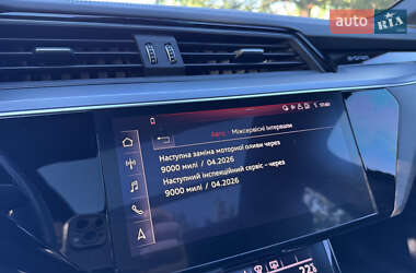 Внедорожник / Кроссовер Audi e-tron 2019 в 