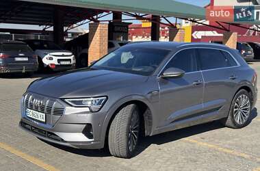 Внедорожник / Кроссовер Audi e-tron 2019 в 
