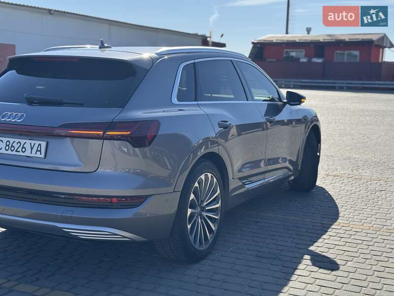 Внедорожник / Кроссовер Audi e-tron 2019 в Львове