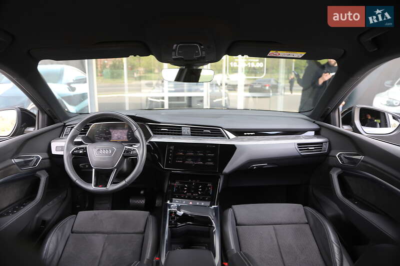Внедорожник / Кроссовер Audi e-tron 2020 в Харькове