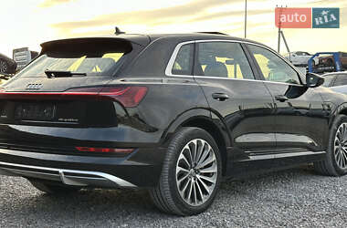 Внедорожник / Кроссовер Audi e-tron 2020 в 