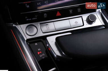 Внедорожник / Кроссовер Audi e-tron 2018 в 