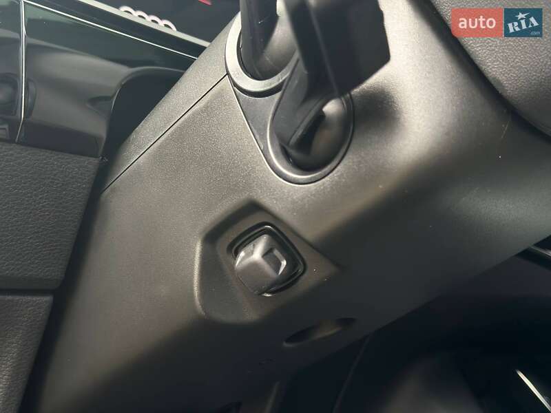 Внедорожник / Кроссовер Audi e-tron 2021 в Бучаче