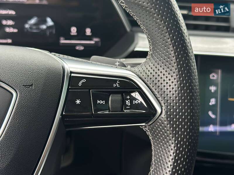 Внедорожник / Кроссовер Audi e-tron 2021 в Бучаче