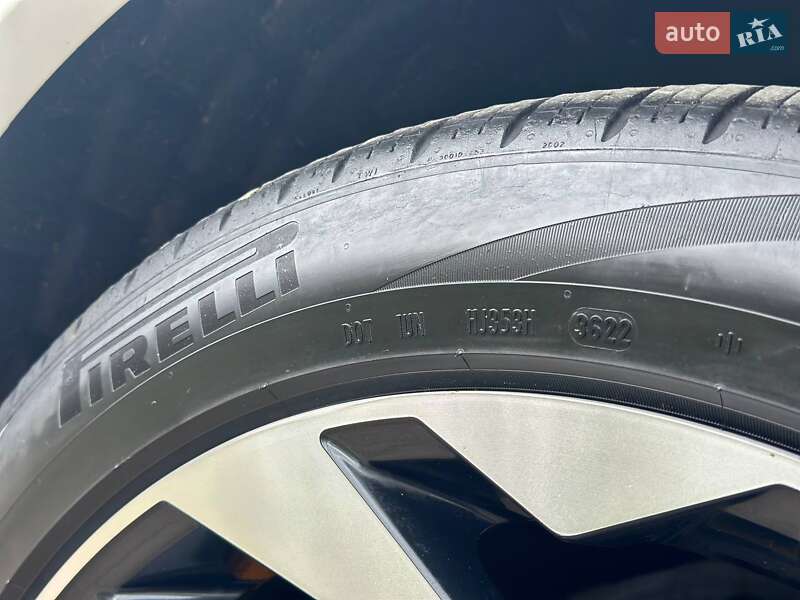 Внедорожник / Кроссовер Audi e-tron 2021 в Бучаче