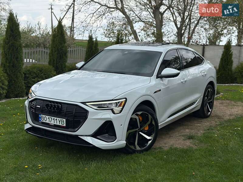 Внедорожник / Кроссовер Audi e-tron 2021 в Бучаче