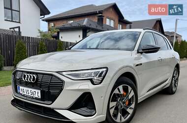 Позашляховик / Кросовер Audi e-tron 2021 в Києві