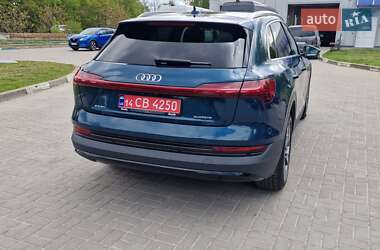 Внедорожник / Кроссовер Audi e-tron 2020 в 
