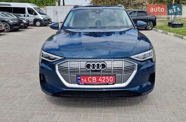 Внедорожник / Кроссовер Audi e-tron 2020 в 