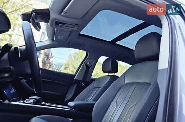 Внедорожник / Кроссовер Audi e-tron 2020 в 
