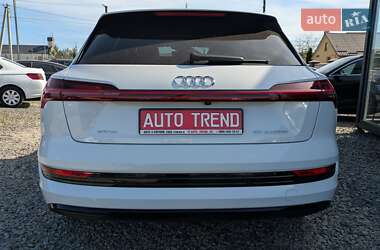 Внедорожник / Кроссовер Audi e-tron 2020 в 