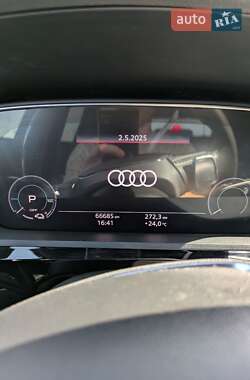Внедорожник / Кроссовер Audi e-tron 2020 в 
