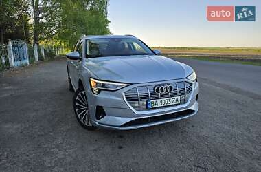 Внедорожник / Кроссовер Audi e-tron 2019 в 
