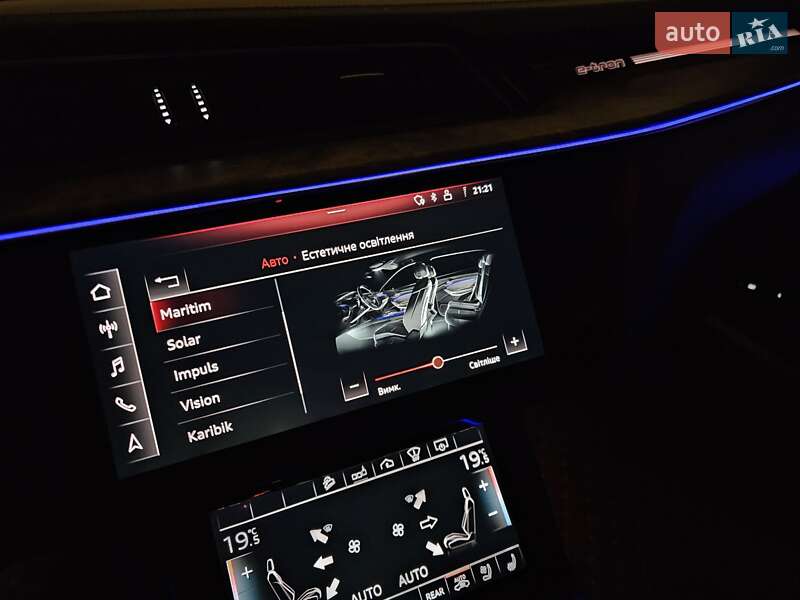 Позашляховик / Кросовер Audi e-tron 2019 в Гайвороні