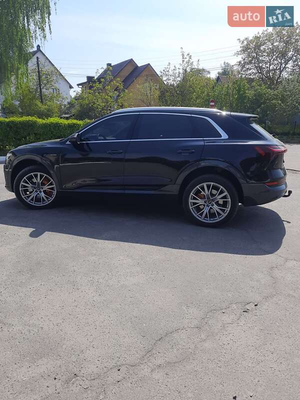 Внедорожник / Кроссовер Audi e-tron 2020 в Ковеле