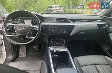 Внедорожник / Кроссовер Audi e-tron 2019 в 