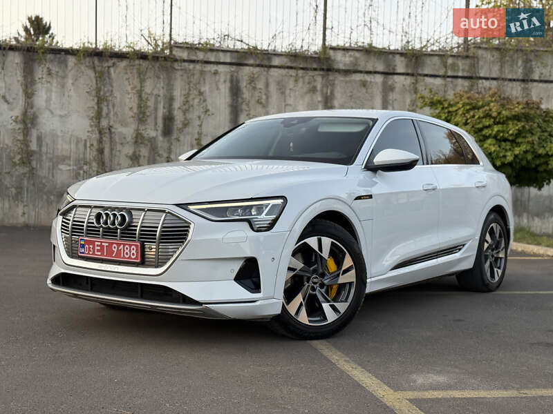 Внедорожник / Кроссовер Audi e-tron 2021 в Ровно