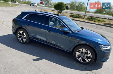 Внедорожник / Кроссовер Audi e-tron 2020 в Днепре