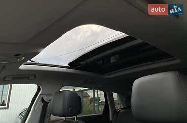 Позашляховик / Кросовер Audi e-tron 2019 в 