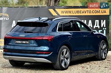 Позашляховик / Кросовер Audi e-tron 2019 в 