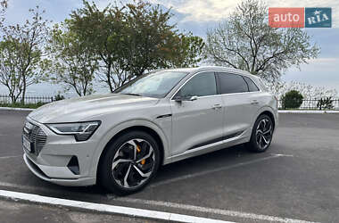Внедорожник / Кроссовер Audi e-tron 2019 в Одессе