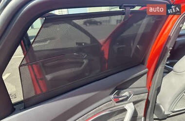 Внедорожник / Кроссовер Audi e-tron 2020 в 