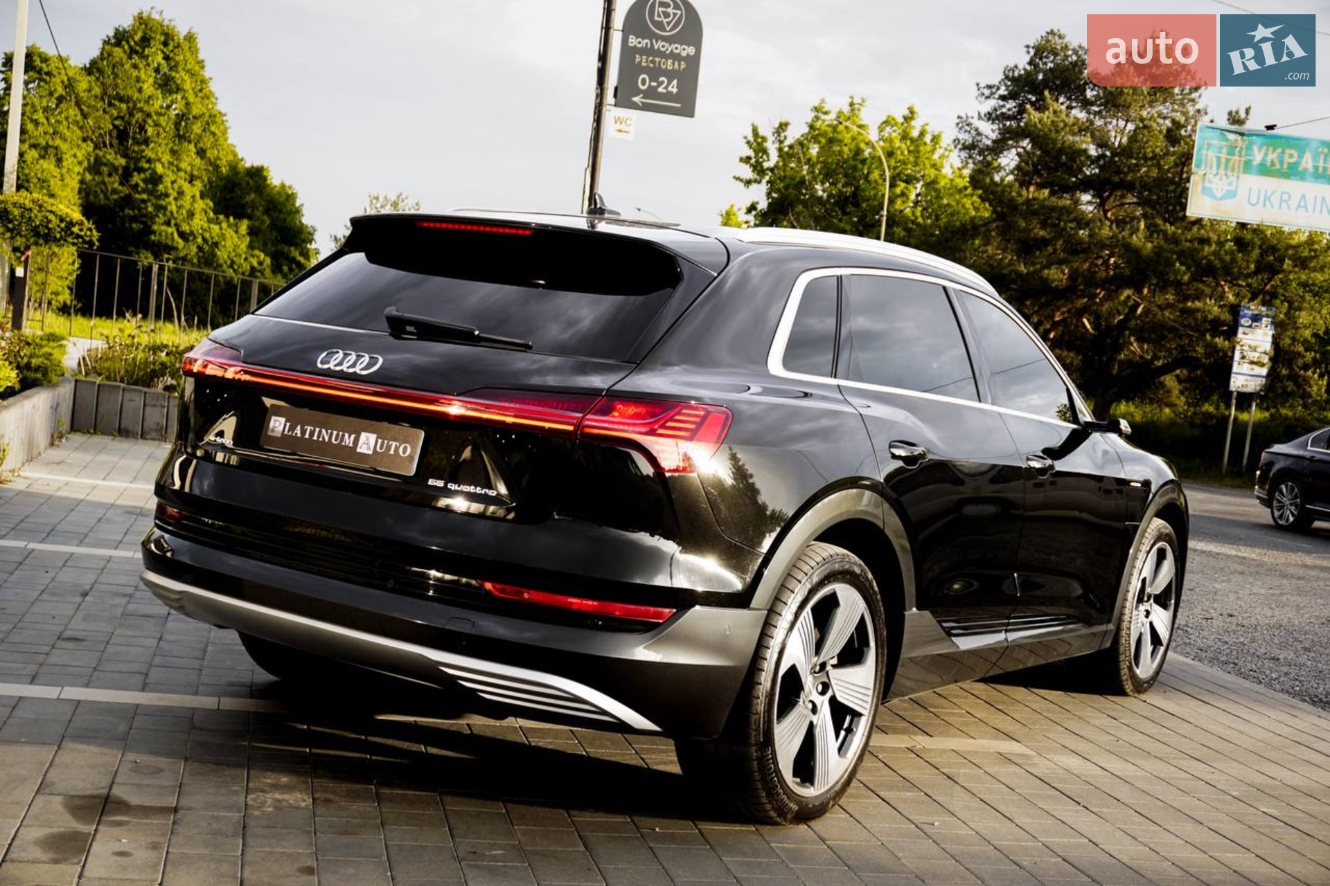2019 Audi e-tron - мініатюра 3