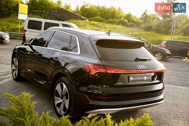Позашляховик / Кросовер Audi e-tron 2019 в Ужгороді