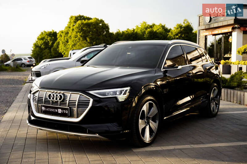 Audi e-tron 2019