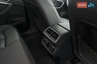 Позашляховик / Кросовер Audi e-tron 2021 в 