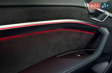 Внедорожник / Кроссовер Audi e-tron 2020 в 