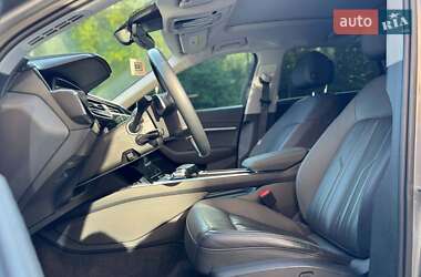 Позашляховик / Кросовер Audi e-tron 2019 в 
